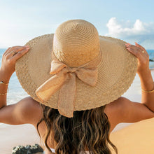 Load image into Gallery viewer, Scallop Edge Sunhat: Khaki