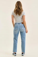 Load image into Gallery viewer, Mid Rise Judy Blue Ankle Straight Fit