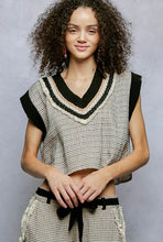 Load image into Gallery viewer, Lace Trim Dot Pink Crop Top