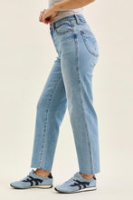 Load image into Gallery viewer, Mid Rise Judy Blue Ankle Straight Fit