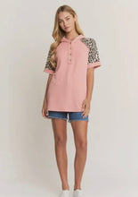 Load image into Gallery viewer, Salmon Leopard Hoodie Top