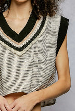 Load image into Gallery viewer, Lace Trim Dot Pink Crop Top