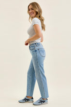 Load image into Gallery viewer, Mid Rise Judy Blue Ankle Straight Fit